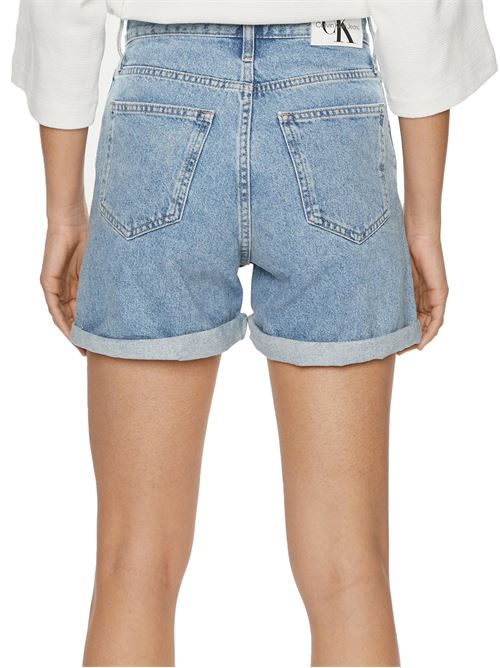 CALVIN KLEIN Short Mom in Denim CALVIN KLEIN | J20J2228001A4